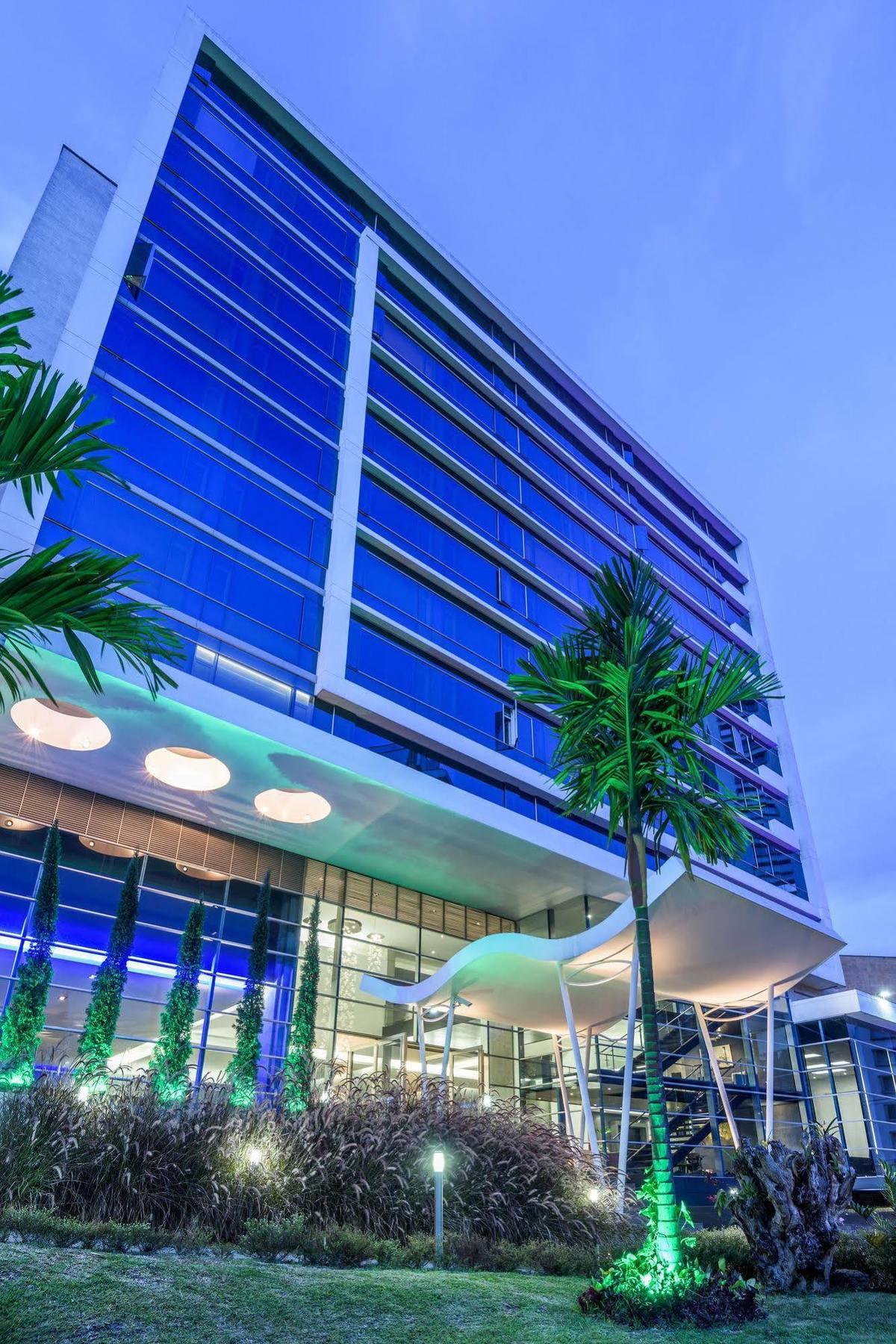Hotel Nh Collection Medellin Royal Exterior foto